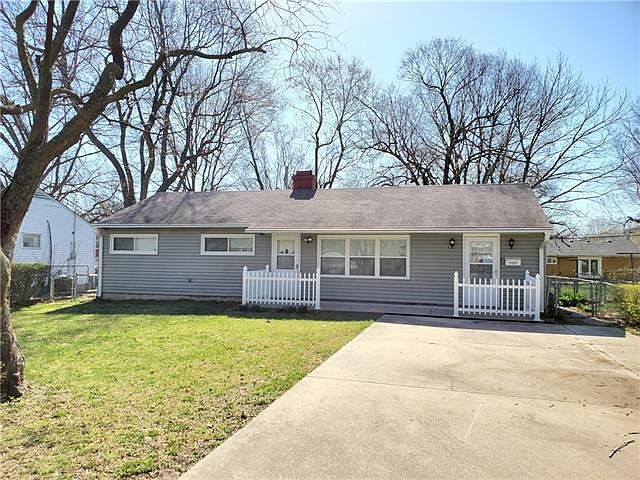 1st image of 11217 Crystal Ave
