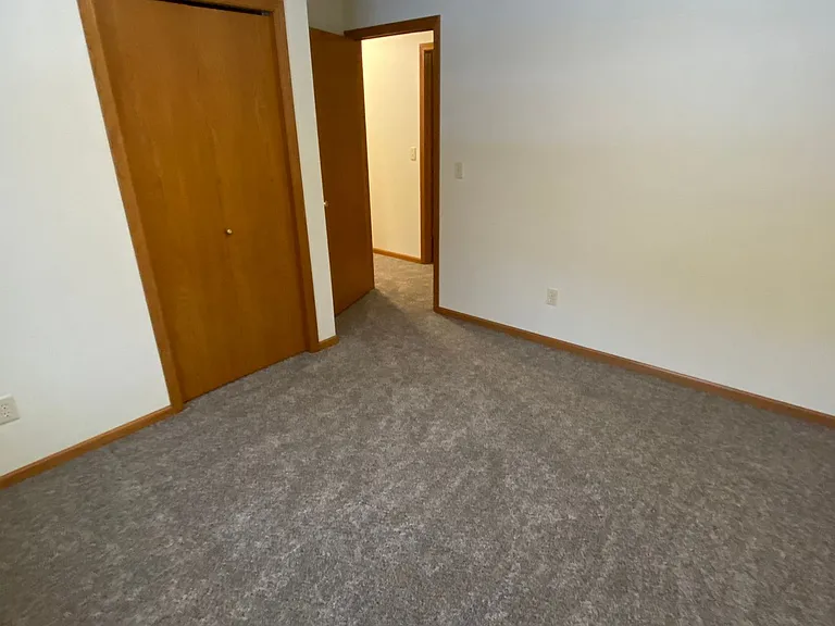 2153 Meadow Brook Way — Photo 14