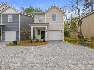 610 W 2nd North St, Summerville, SC 29483