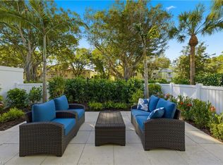 341 3rd Ave S #341, Naples, FL 34102
