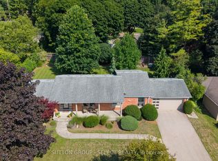 847 Clearview Ave, London, ON N6H 2N1