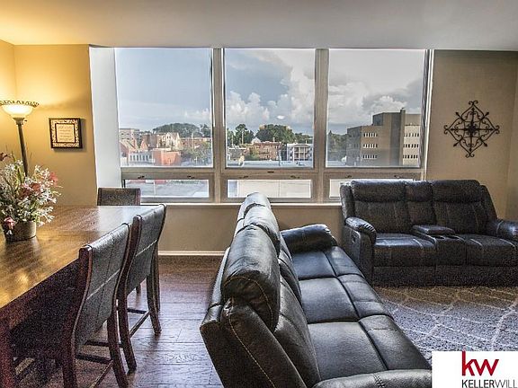 5th image of 3000 Farnam St APT 5L