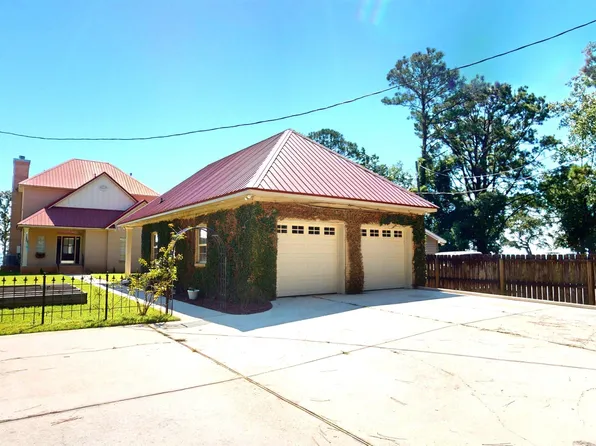 7095 Bay Rd, Mobile, AL 36605