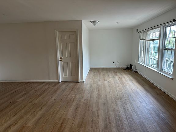 2nd image of 1015 Fairmount Ave #1