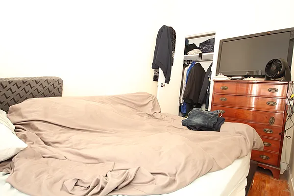 Rented by Bien Realty Ltd | media 33