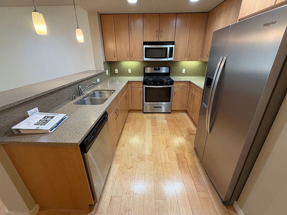 1st image of 1511 Jefferson St Unit 218