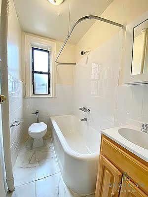4th image of 880 59th St #3C