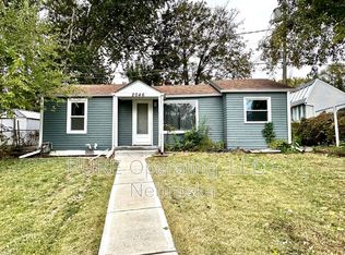 2046 N 69th St, Omaha, NE 68104