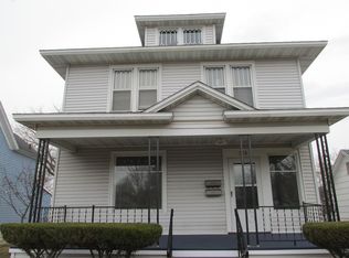 326 S 15th St, Gladstone, MI 49829