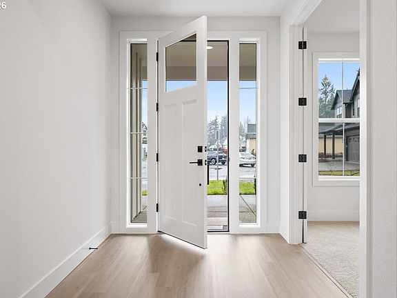 4th image of 3509 N 11th Cir