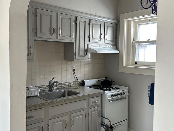 4th image of 226 Linwood Ave
