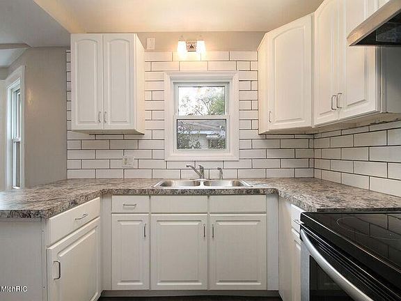 5th image of 4529 Wilkshire Ave SW