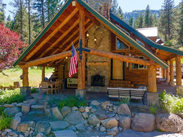 3 Syringa Dr, Garden Valley, ID 83622