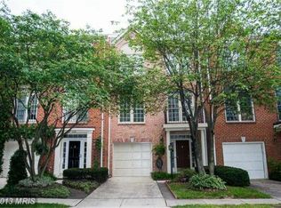 11435 Summer House Ct, Reston, VA 20194