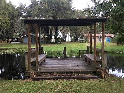 3rd image of 9049 Temple Dr