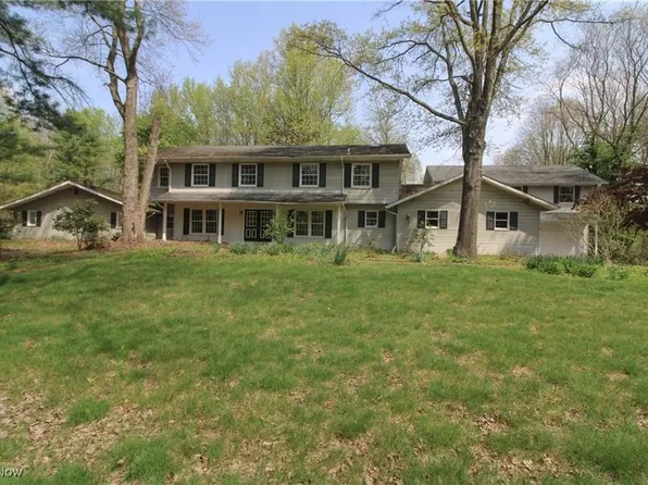 5683 Chestnut Ridge Rd, Hubbard, OH 44425