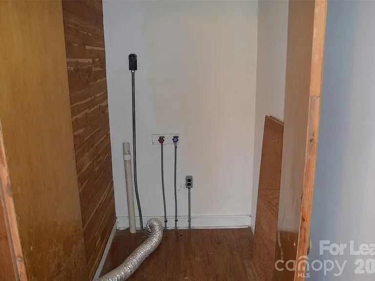 1225 Davie Ave — Photo 20