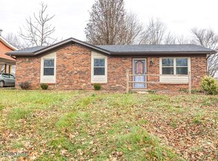 106 Debbie Dr, Vine Grove, KY 40175