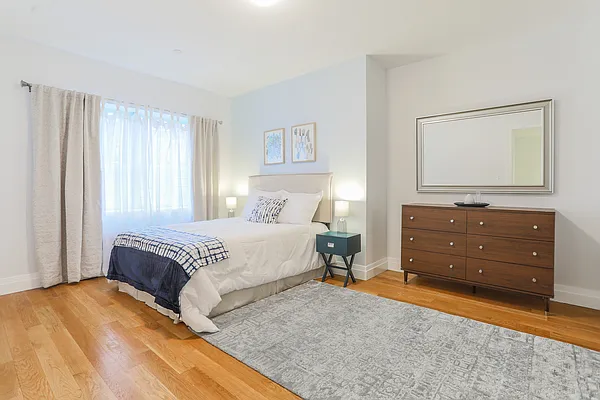 Sold by Owner | media 5