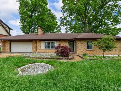 135 Tanzberger Dr, Saint Louis, MO, 63129