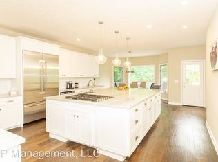 5477 Liberty Rd, Bentleyville, OH 44022