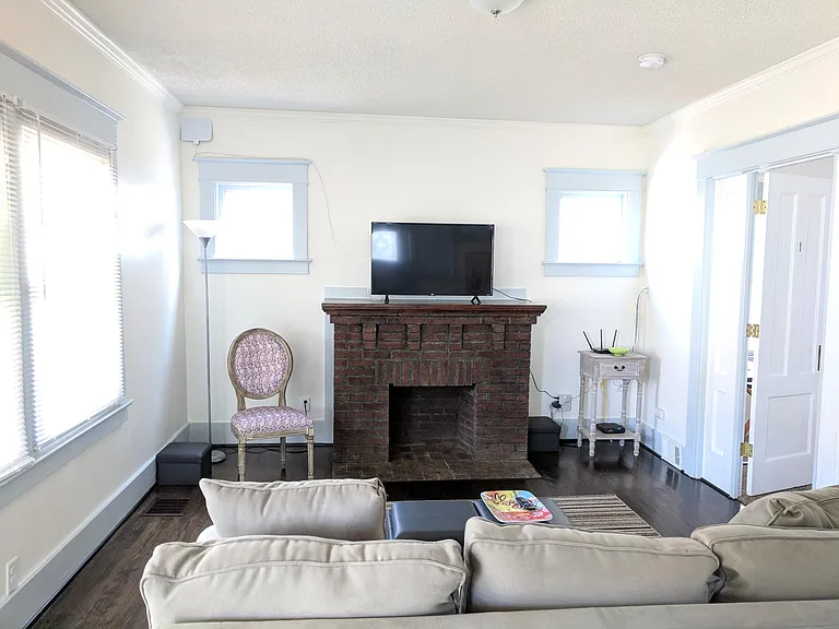 319 Brooks Ave — Photo 1