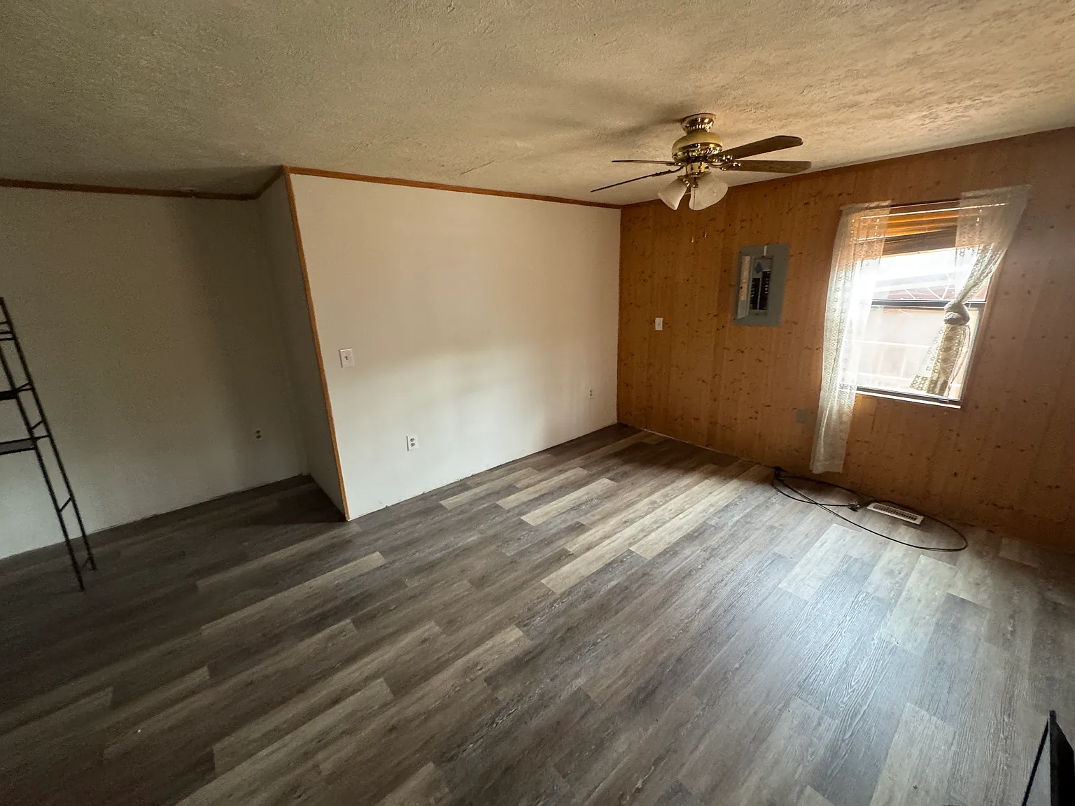 3 bed, 1800 sqft, $2,200 — Photo 4