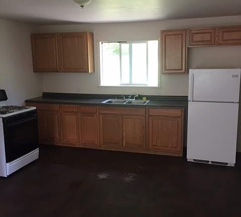 4th image of 406 Church St