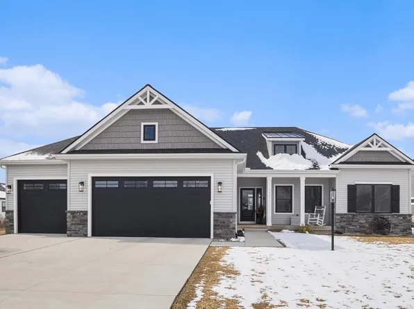 54651 Sacramento Meadows Dr, Osceola, IN 46561