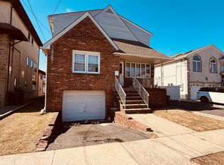 415 Chestnut Ave, South Hackensack, NJ 07606