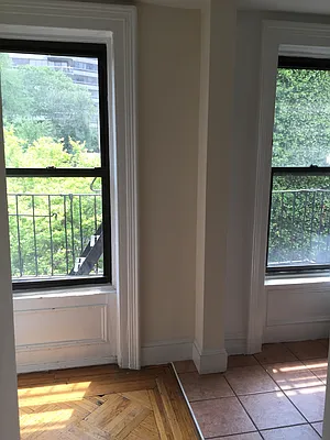 Rented by AJ Clarke | media 22