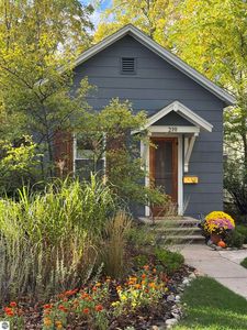 219 7th St, Traverse City, MI, 49684