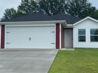 722 Short Leaf Ln, Oronogo, MO 64855