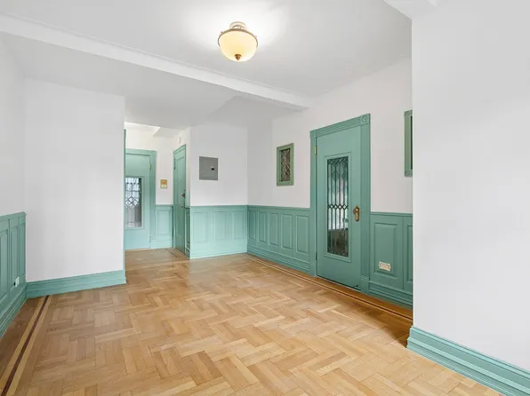 225 East 79th Street image 4 of 8