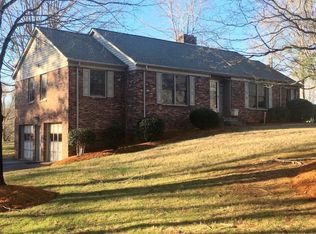236 S Brookview Rd, N Wilkesboro, NC 28659