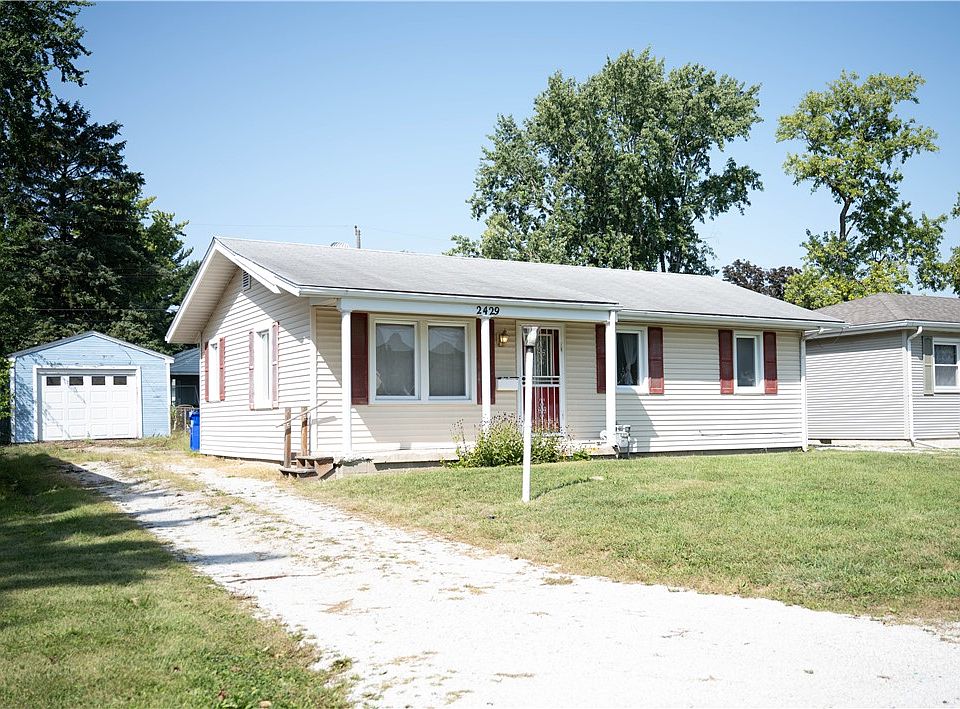 1st image of 2429 N Graceland Ave