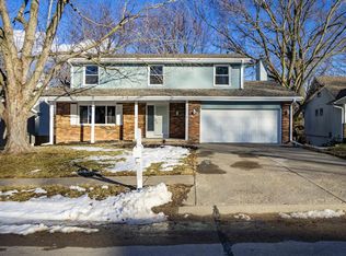 12713 Ridgeview Cir, Bellevue, NE 68123