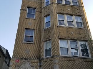 1925 W Belle Plaine Ave #F, Chicago, IL 60613