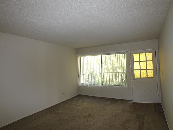 2nd image of 514 N Towne Ave APT 5