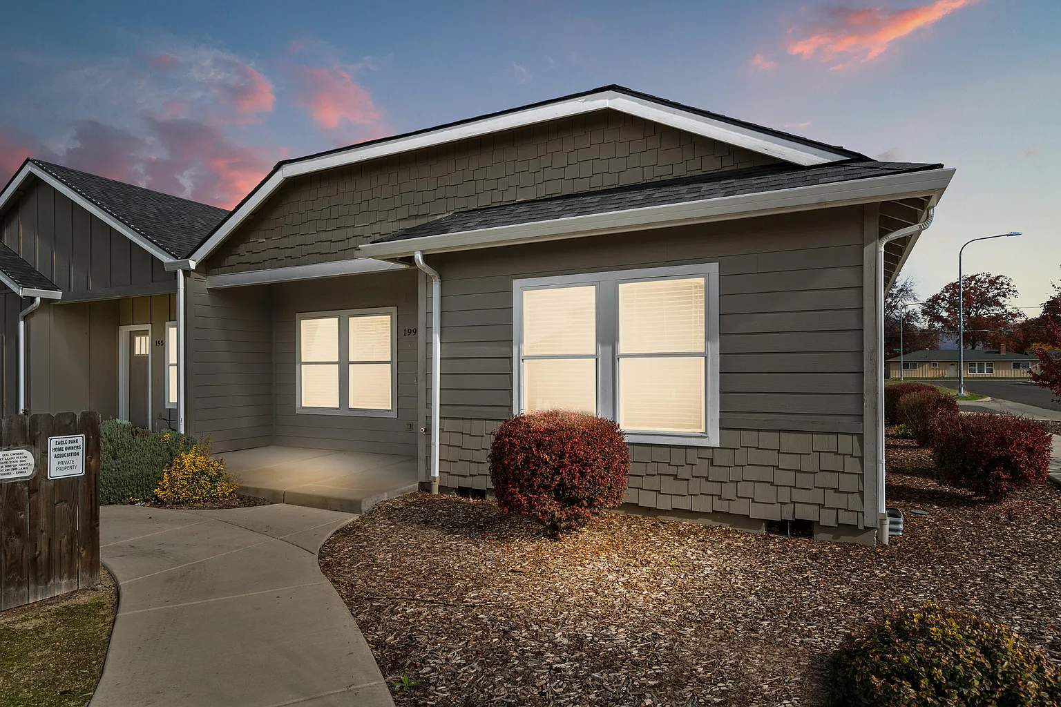 199 Mellecker Way photo 1