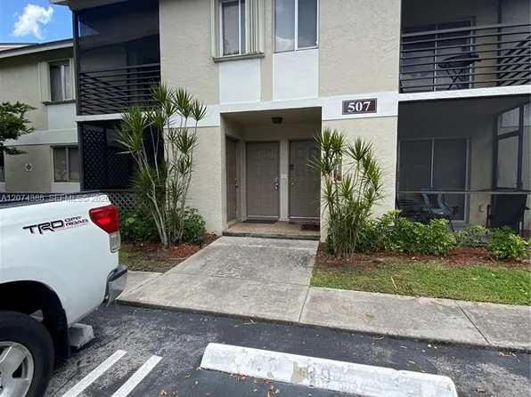 507 Gardens Dr APT 203, Pompano Beach, FL 33069