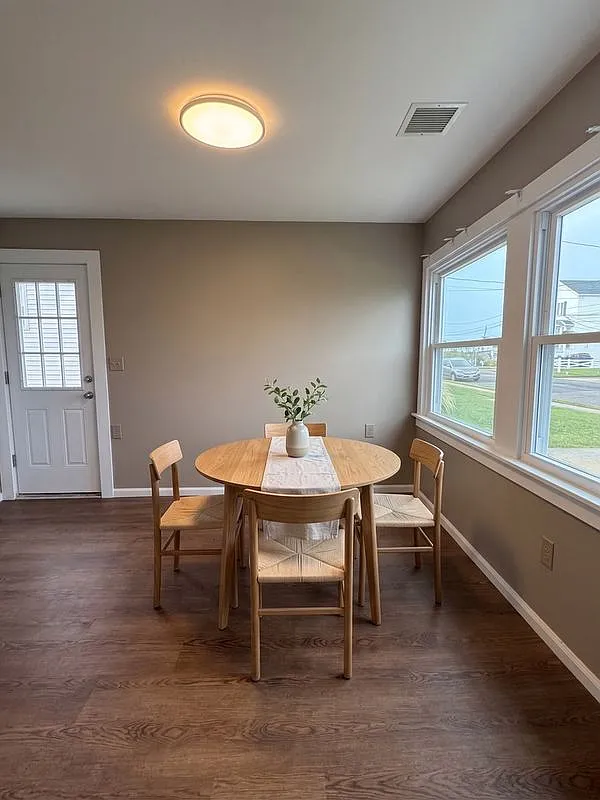 2 bed, 1.0 bath, 650 sqft, $2,550 — Photo 4