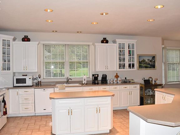 5th image of 189 Briarcrest Dr