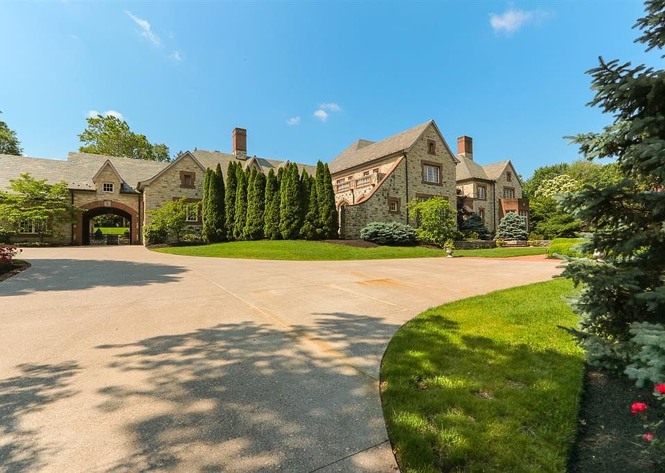 9275 Cunningham Rd, Cincinnati, OH 45243 Zillow