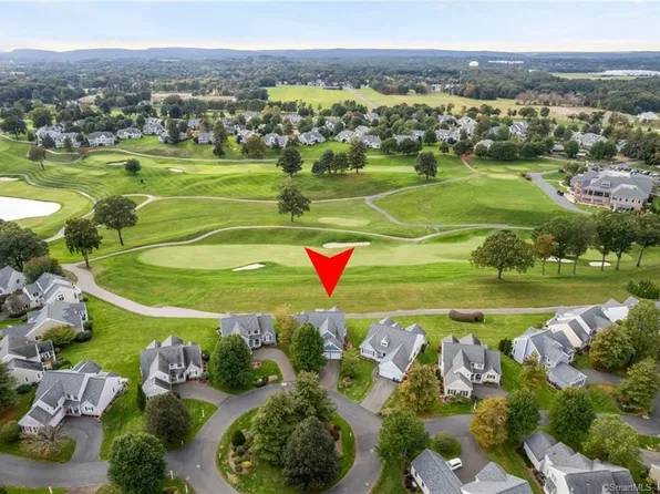 2 Heatherwood Green, Cromwell, CT 06416