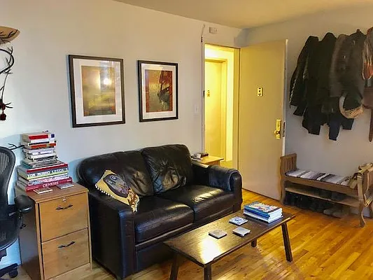 Rented by Buchbinder & Warren | media 3