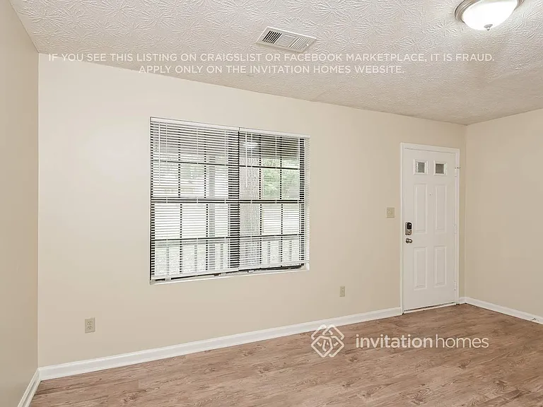 113 Stillwater Rd — Photo 5