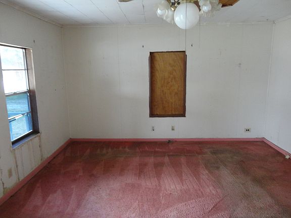 2nd image of 2709 Cypress St
