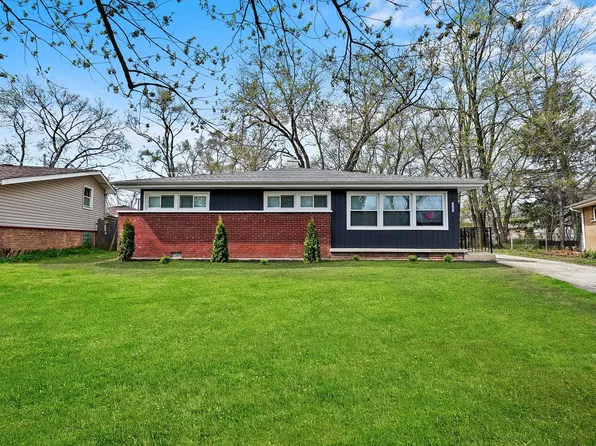 16132 Plymouth Dr, Markham, IL 60428