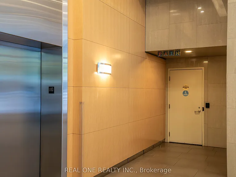 65 Bremner Blvd #1207 — Photo 2